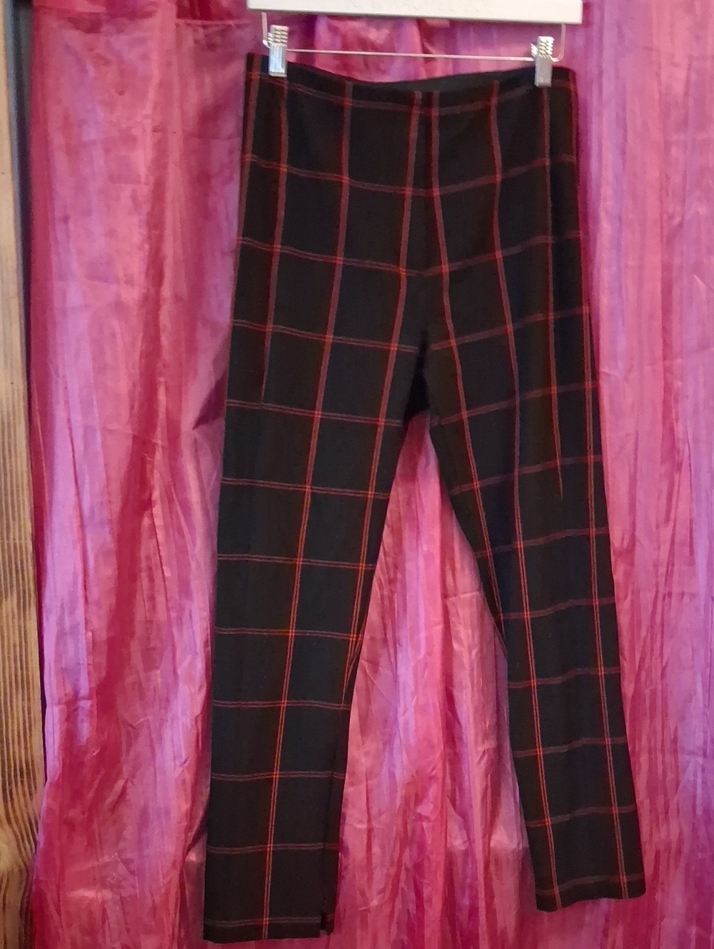 Ann Taylor Black Leggings with Red Windowpane Plaid